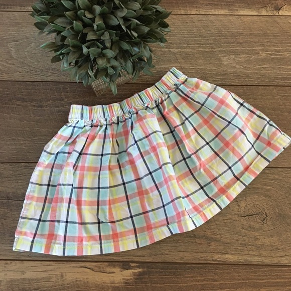 Gymboree 5T Light Weight Plaid Skirt - Picture 2 of 5